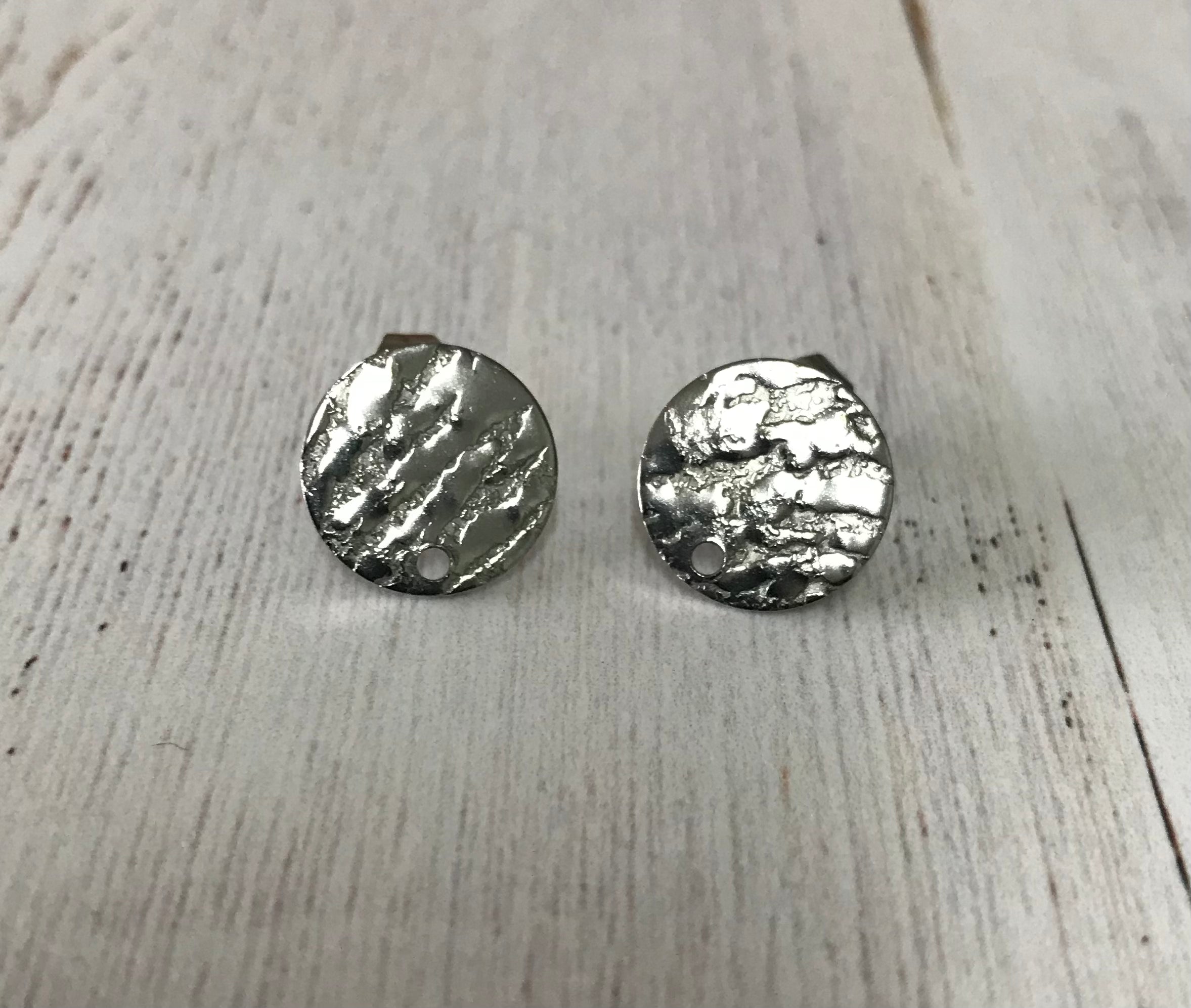 304 Stainless Steel Textured Stud Earrings with Ear Nut (1 Pair)