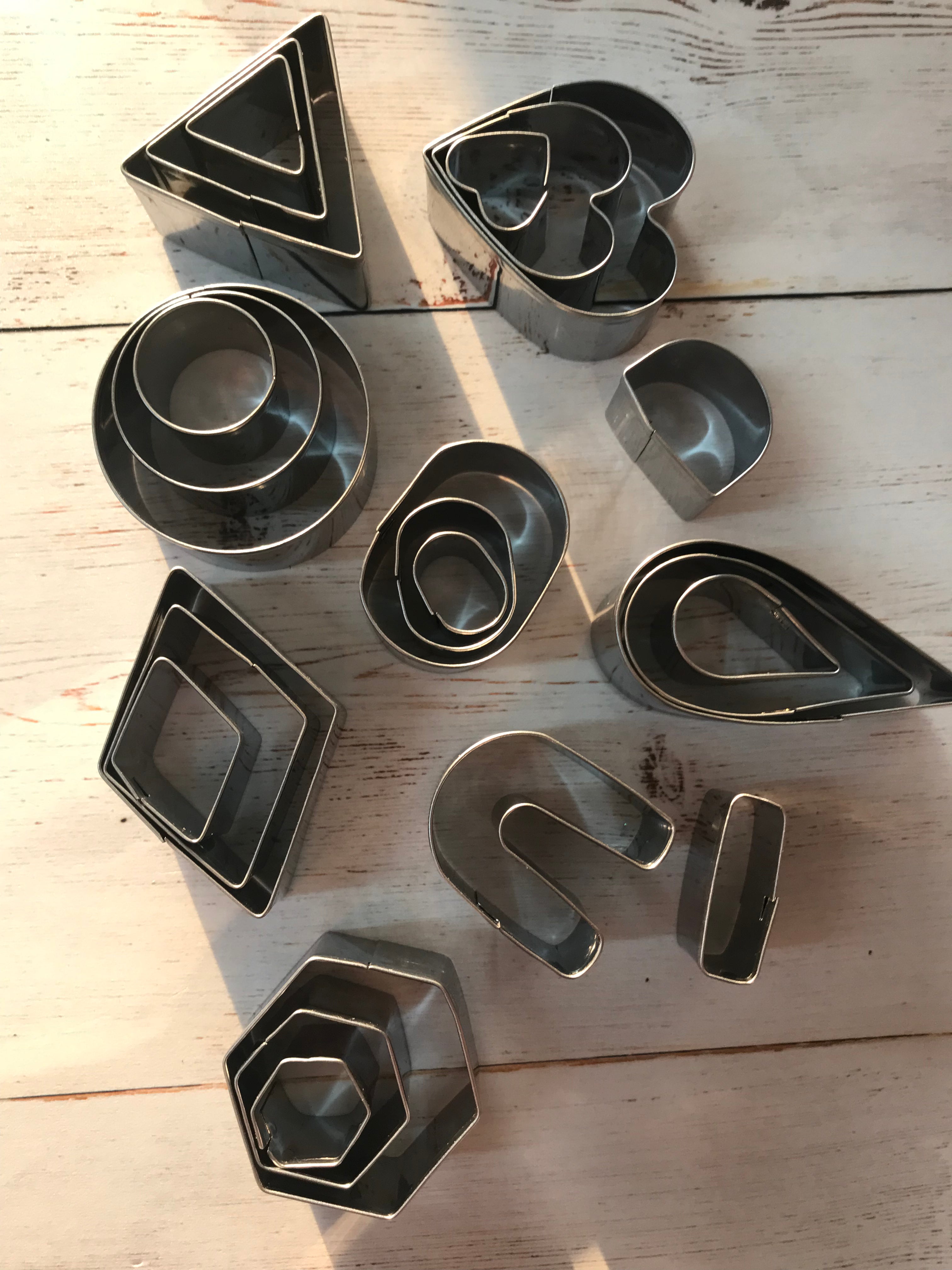 Set of Metal Cutters (24 cutters)