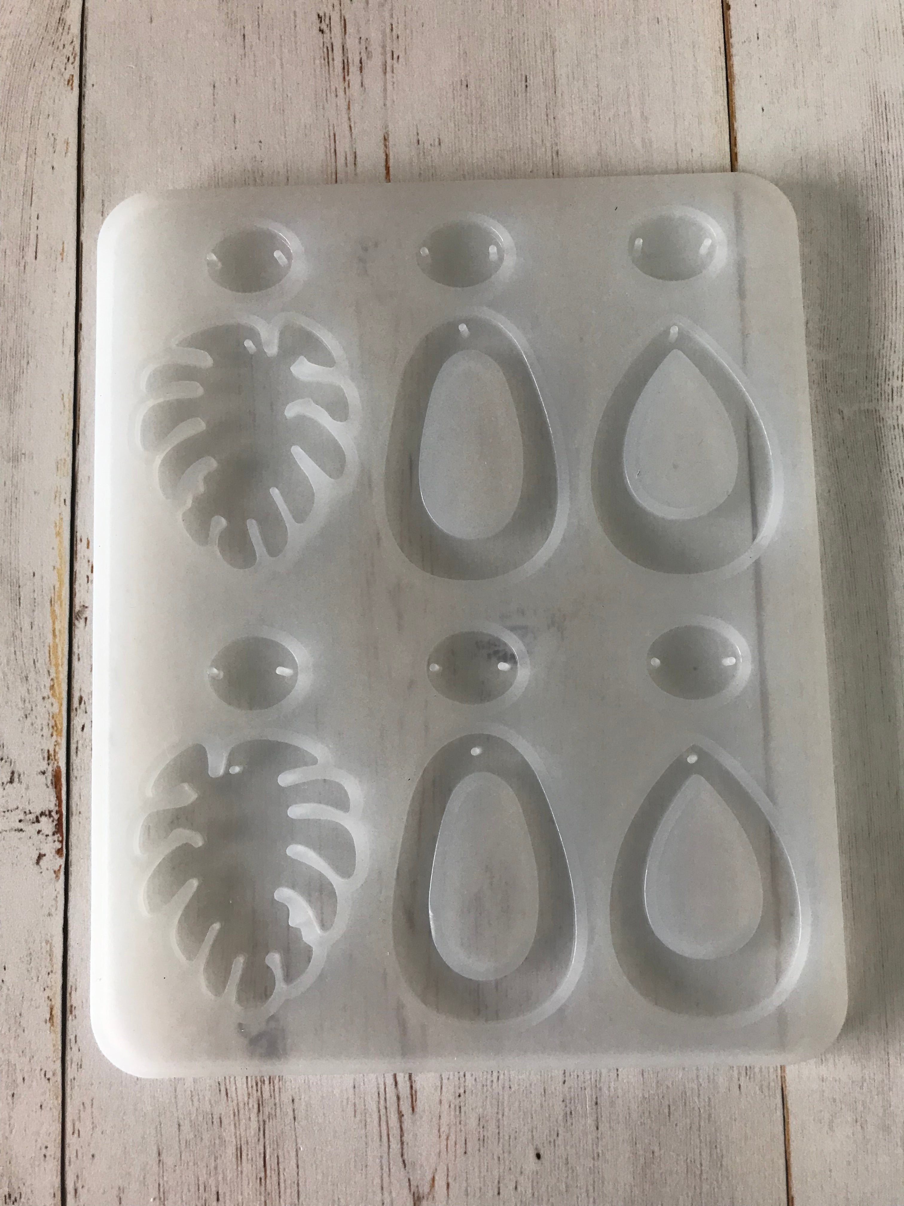 C008 - Earring Mould (to make 3 pairs)