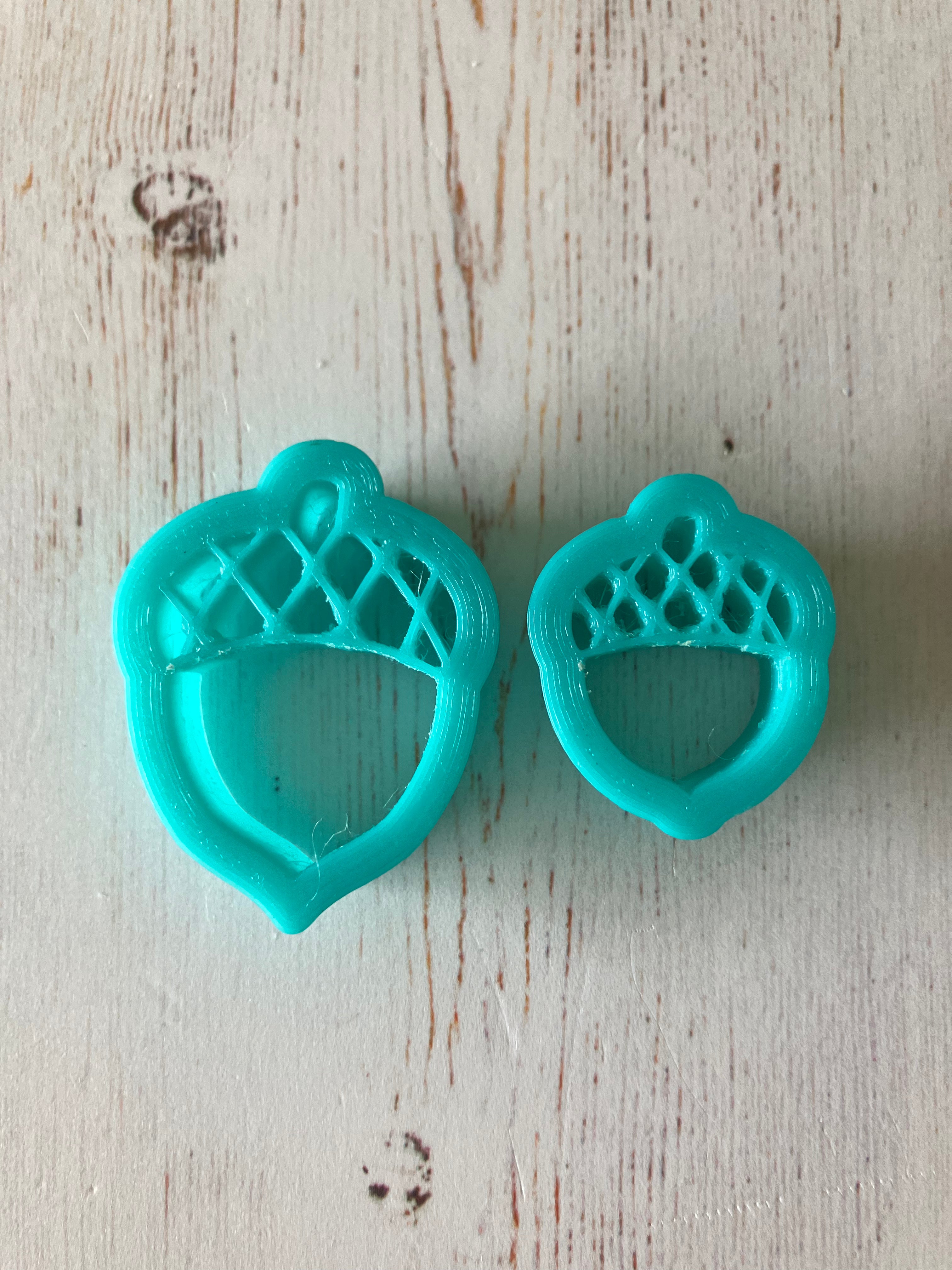 3D Gizmo's - Acorn Clay Cutters (2)