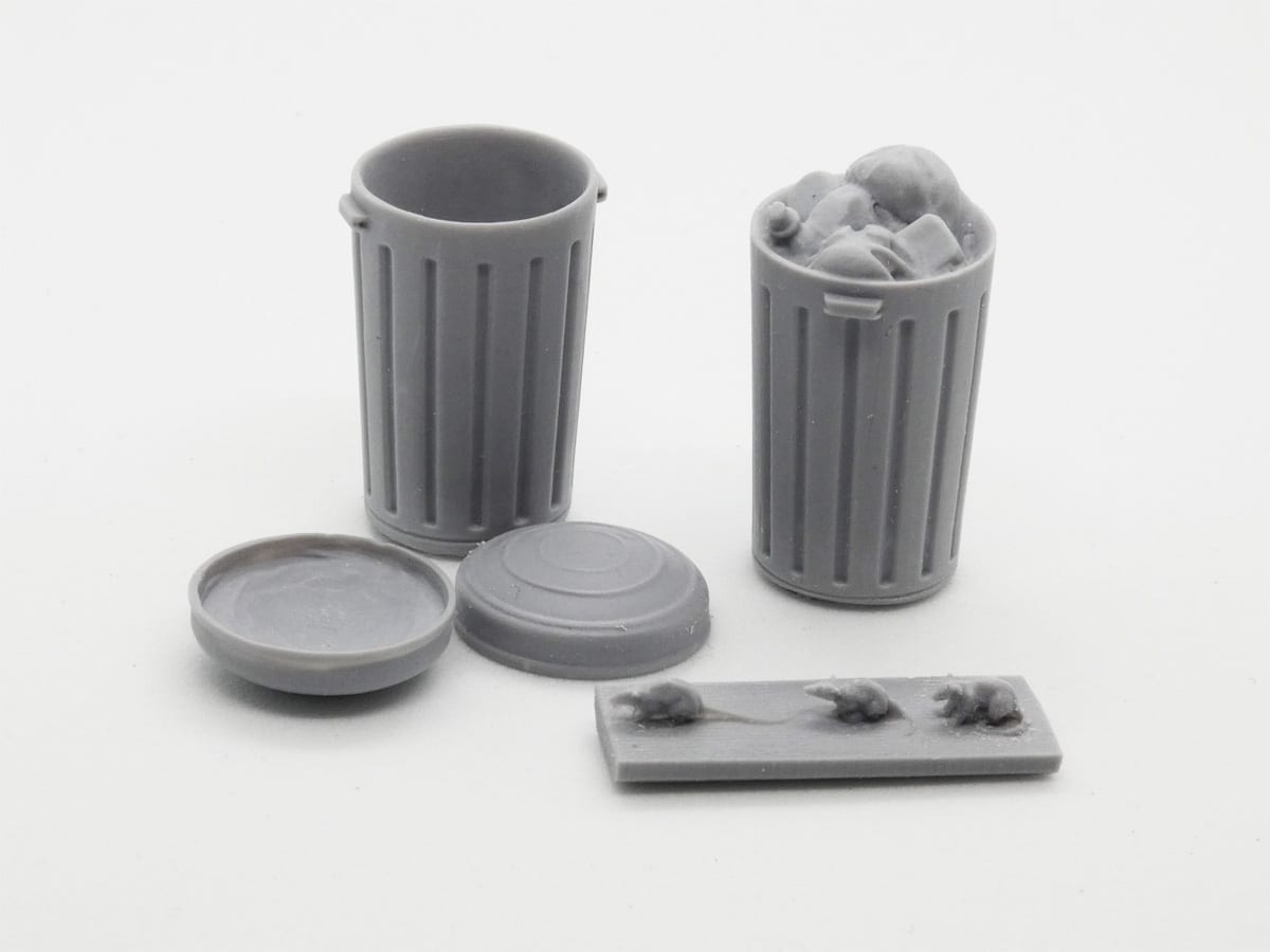 MAC35180- Garbage Cans, Cats and Rats