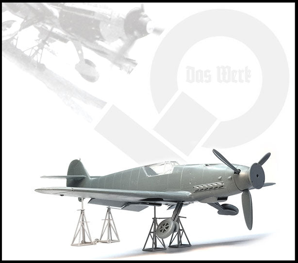 DW48002 - Das Werk - Luftwaffe Jack Stand set - extended / Einheitsspindelböcke