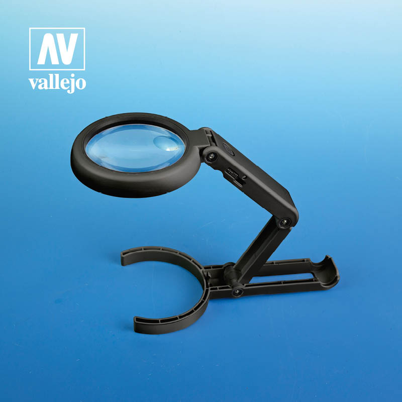 T14002 - Foldable LED Magnifier with Built-in Stand - Vallejo Tools