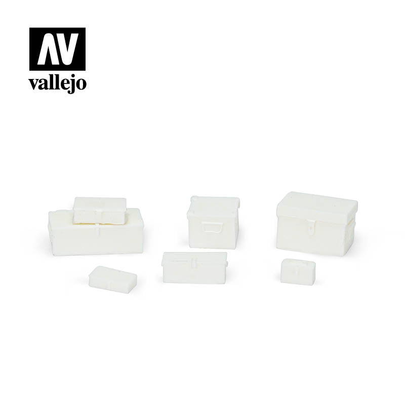 SC223 - Universal Metal Cases (1/35 Scale) -  Vallejo Scenics